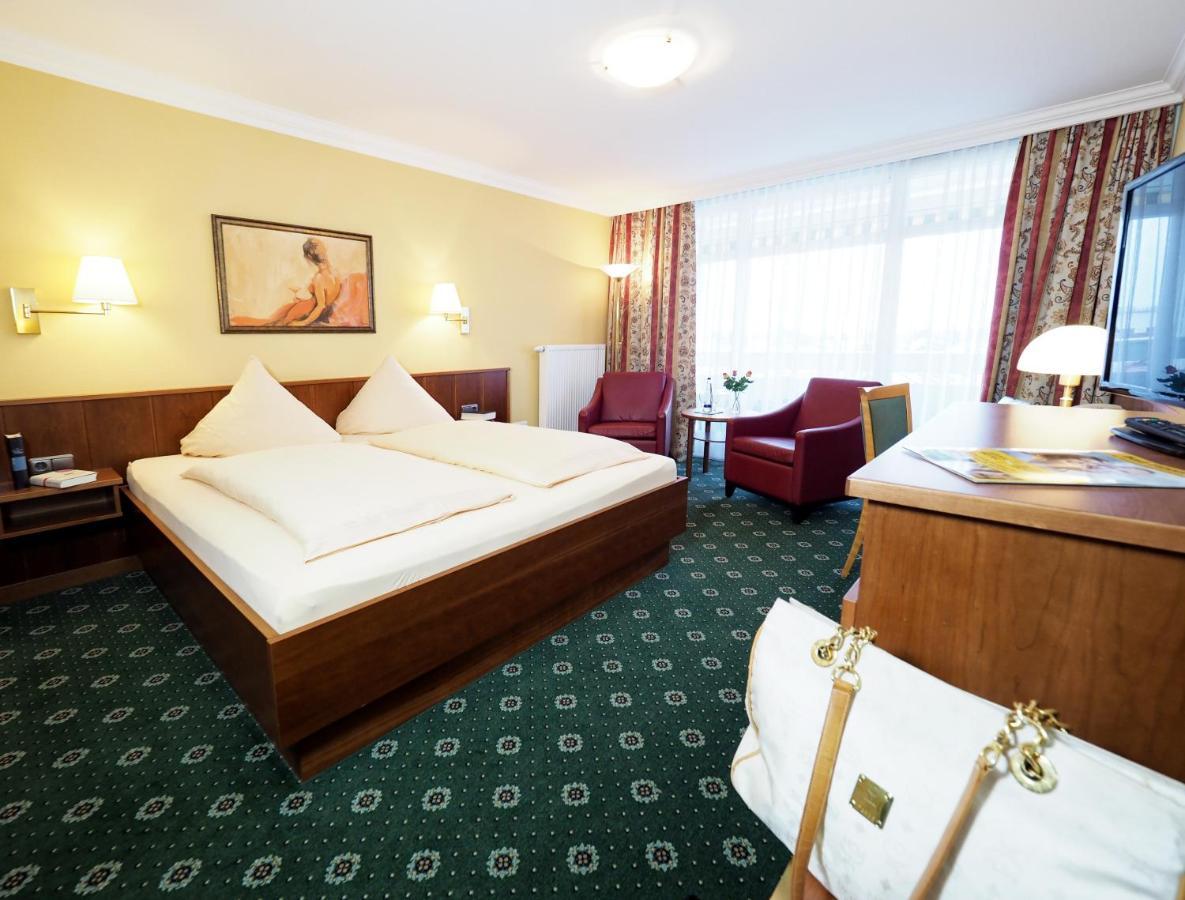 Hotel Olympia Бад-Фюссинг Экстерьер фото